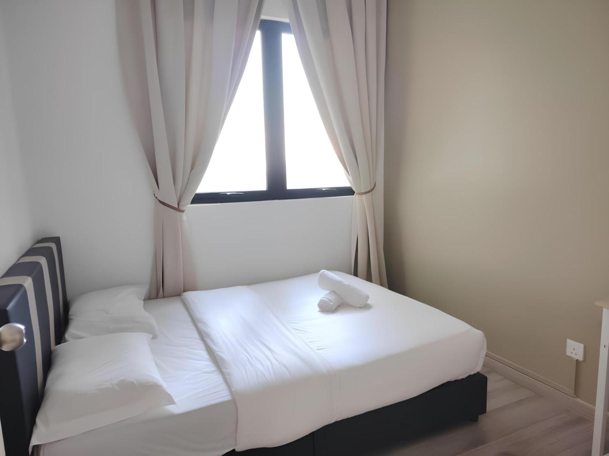 Apartment Mid Valley Megamall View Southkey Mosaic 3br 2free By Natol *
